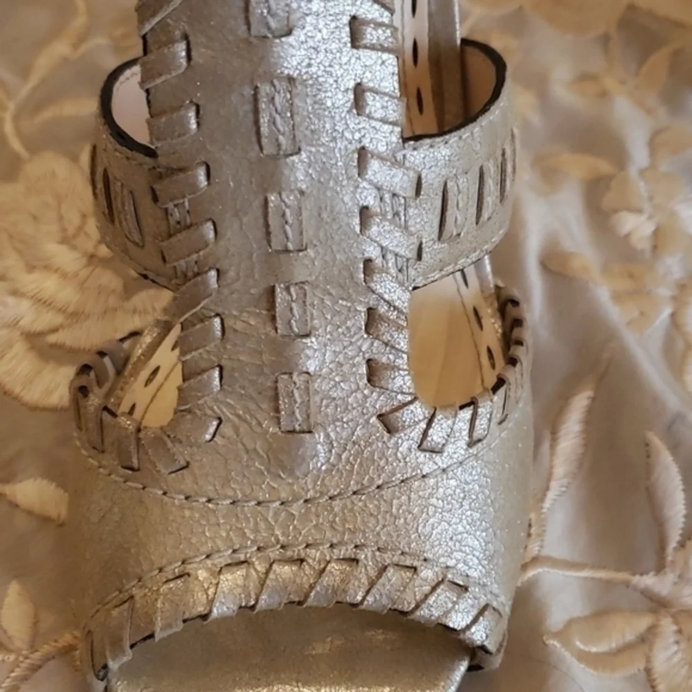 COACH‎ Kareena Light Gold  Size 6B High Heels